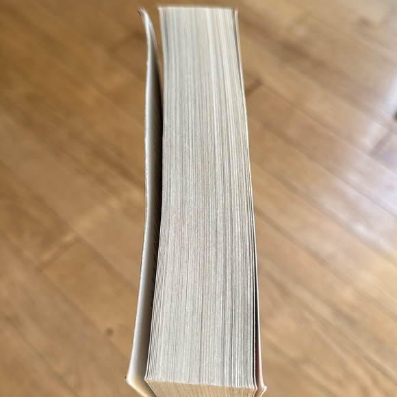 The vanishing half by Brit Bennett - Picture 4 of 4